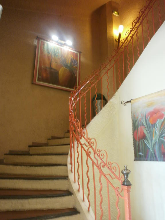 Hotel Bonaparte Toulon Exterior photo